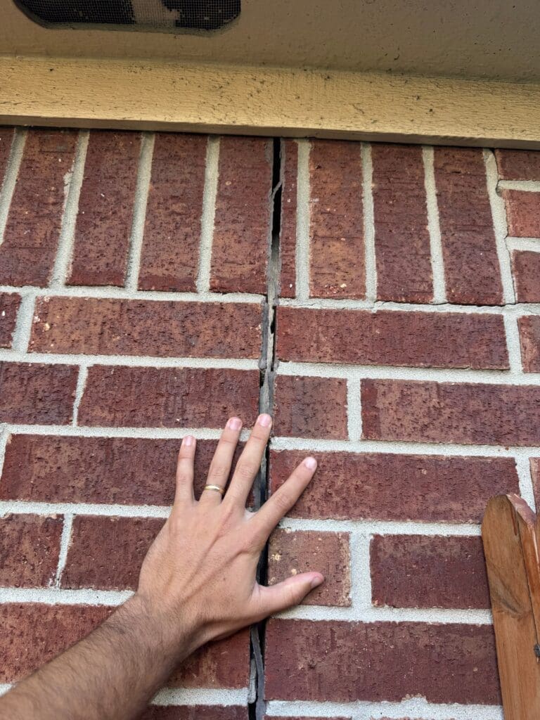 Foundation repair fixed wall crack in League City, TX